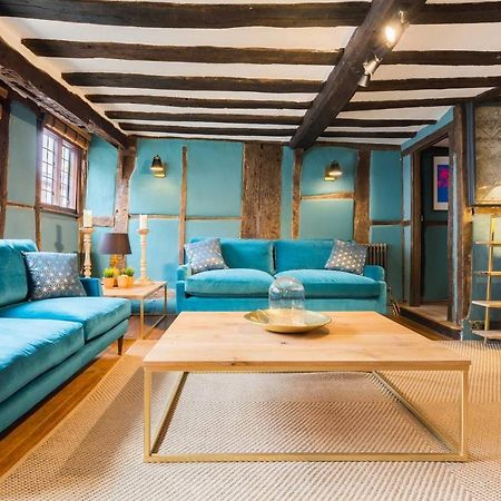 Villa 3 Masons Court The Oldest House In Stratford Upon Avon, Warwickshire. Extérieur photo