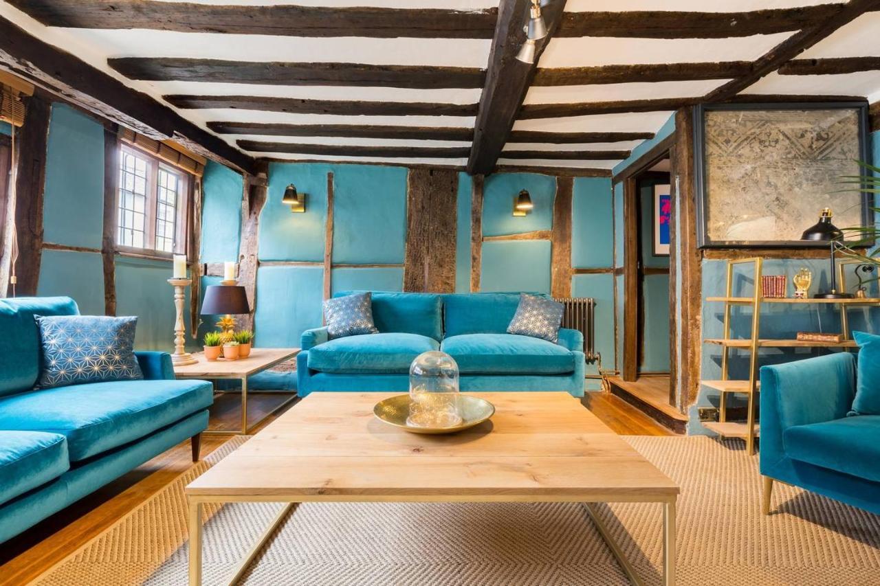 Villa 3 Masons Court The Oldest House In Stratford Upon Avon, Warwickshire. Extérieur photo